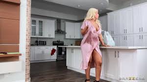 Bridgette B - Breezy Bridgette sub