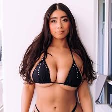 Violet Myers - Subtítulos en español para Tetona latina