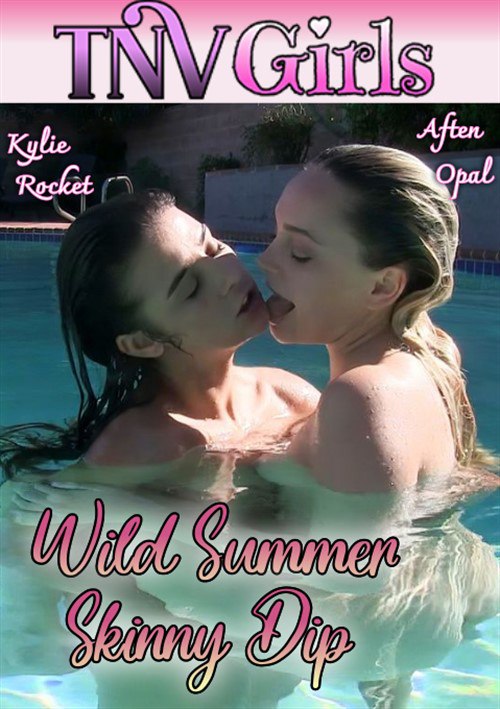 Aften Opal , Kylie Rocket - Baño desnudo de verano salvaje