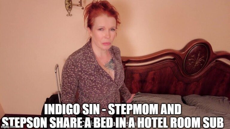 Indigo Sin - Madrastra e hijastro comparten cama en una habitación de hotel sub