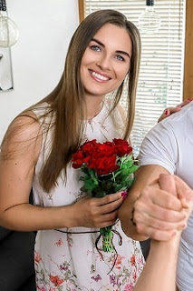 ¿Te gusta cuando alguien más se folla a tu esposa? ¡Entonces observa y pajéate! - Jennifer Jane ¿Te gusta cuando alguien más se folla a tu esposa? ¡Entonces observa y pajéate! - Jennifer Jane